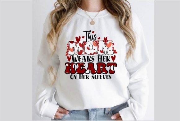 Review: This Mom Wears Her Heart on Her Sleeves Design